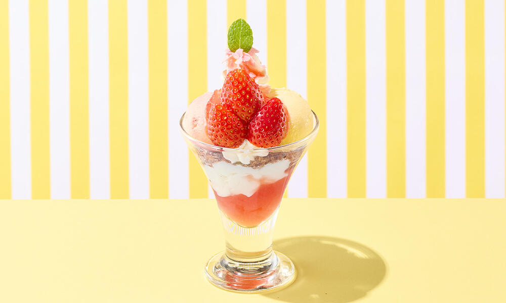 いちごのミニパフェ